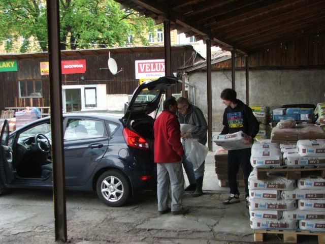 azdomy.cz_hamax_cz_01