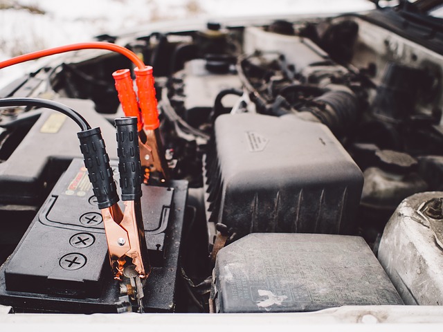 Problémy se startováním auta? Na vině může být špatná autobaterie